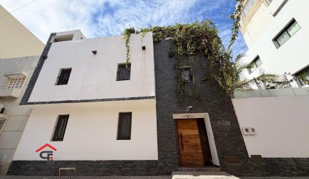 [004] Villa Urbaine à louer dans le quartier Fann Hock